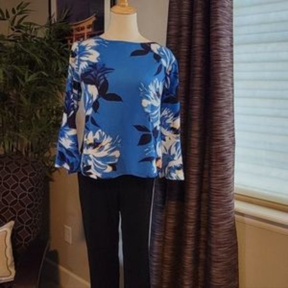Isaac Mizrahi NYC Floral blouse - Picture 1 of 5
